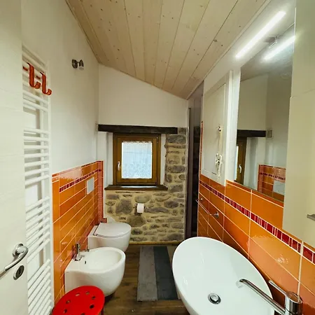 Incantevole Casa Tra Le Vie Di Un Antico Borgo *