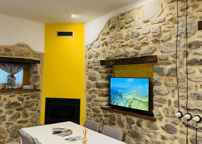 Vakantiehuis Incantevole Casa Tra Le Vie Di Un Antico Borgo *