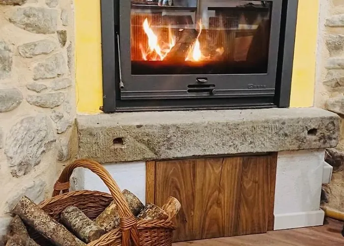 Incantevole Casa Tra Le Vie Di Un Antico Borgo Cerreto Alpi