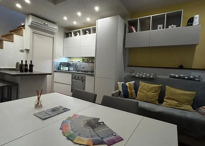 Vakantiehuis Incantevole Casa Tra Le Vie Di Un Antico Borgo